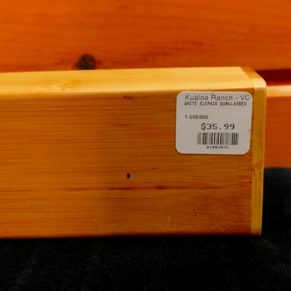 White Elepaio Sunglasses - Picture 3 of 9